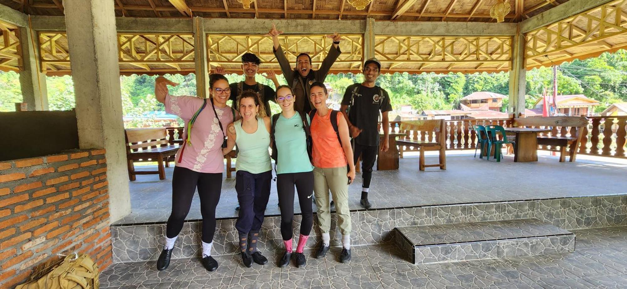 Bukit Lawang Hotel Buitenkant foto