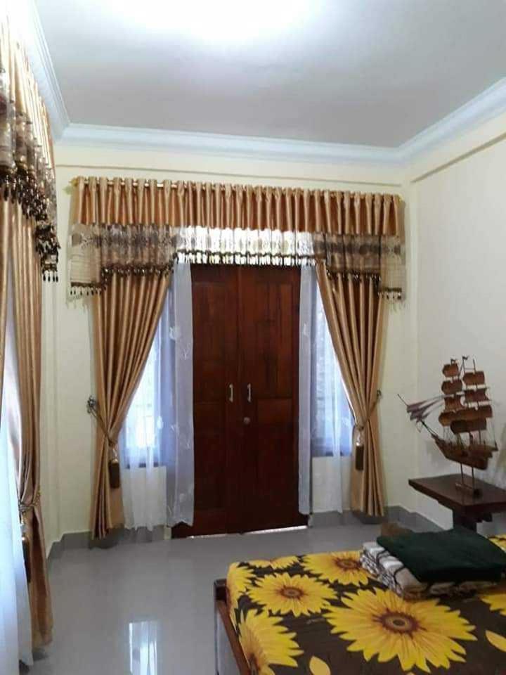 Bukit Lawang Hotel Buitenkant foto