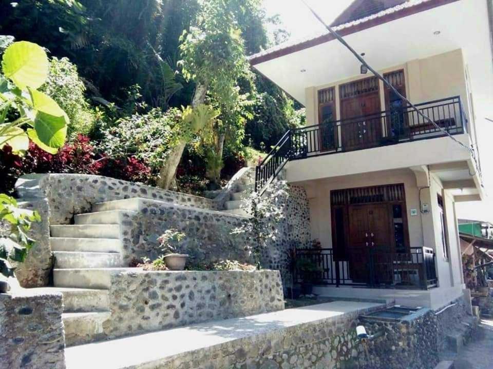 Bukit Lawang Hotel Buitenkant foto
